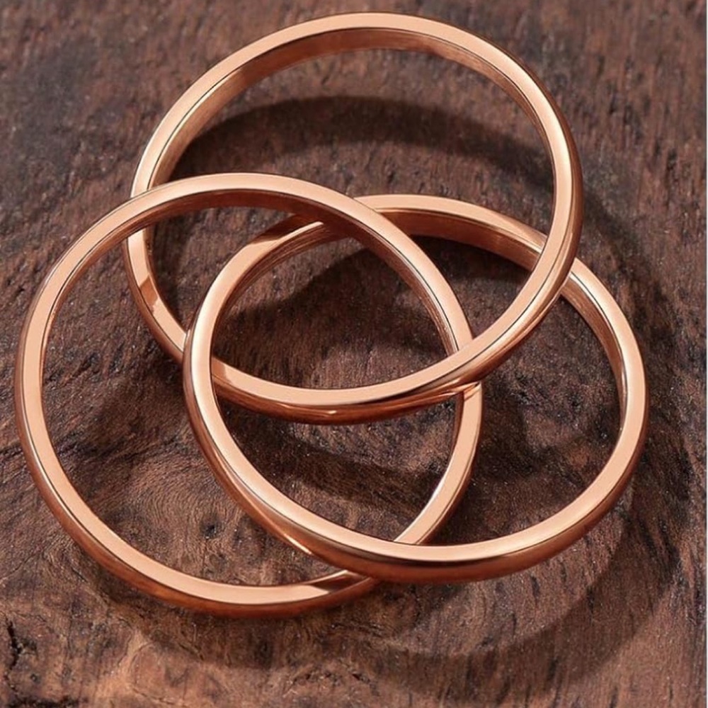 Rose Gold Interconnected Anxiety Fidget Rings - Picture 3 of 9